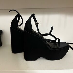 SHEIN Black Strappy Wedge Heels